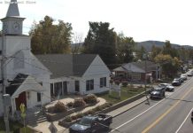 Schroon lake Department Store Live Webcam - New York, Usa