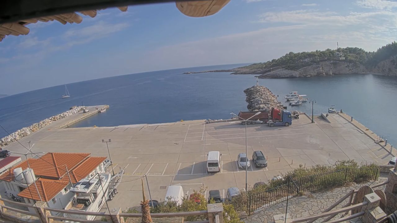 Live Webcam Patitiri Port @ Lithos Bar – Alonissos, Greece