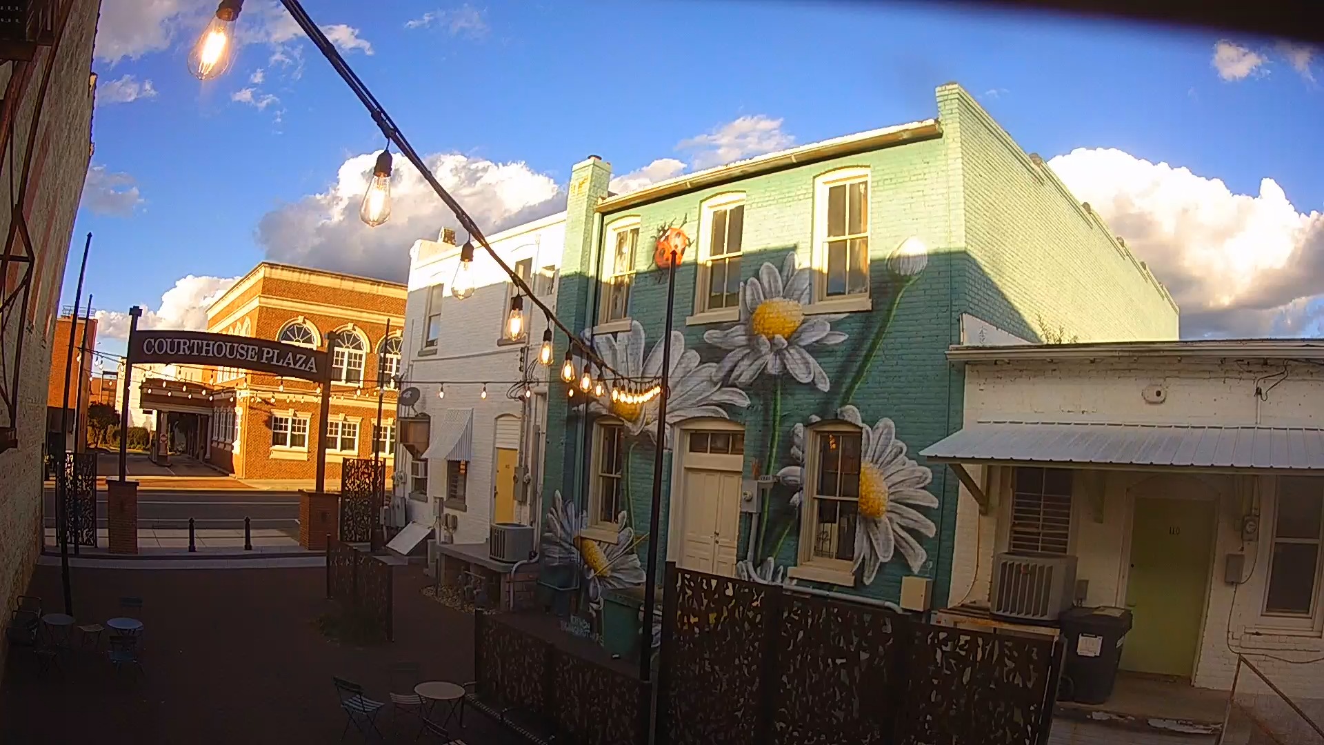 Courthouse Plaza Live Webcam – Albemarle, North Carolina