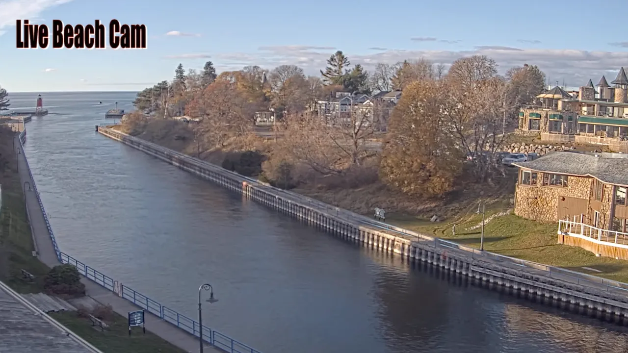 Ironton Ferry Live Webcam – Charlevoix, Michigan